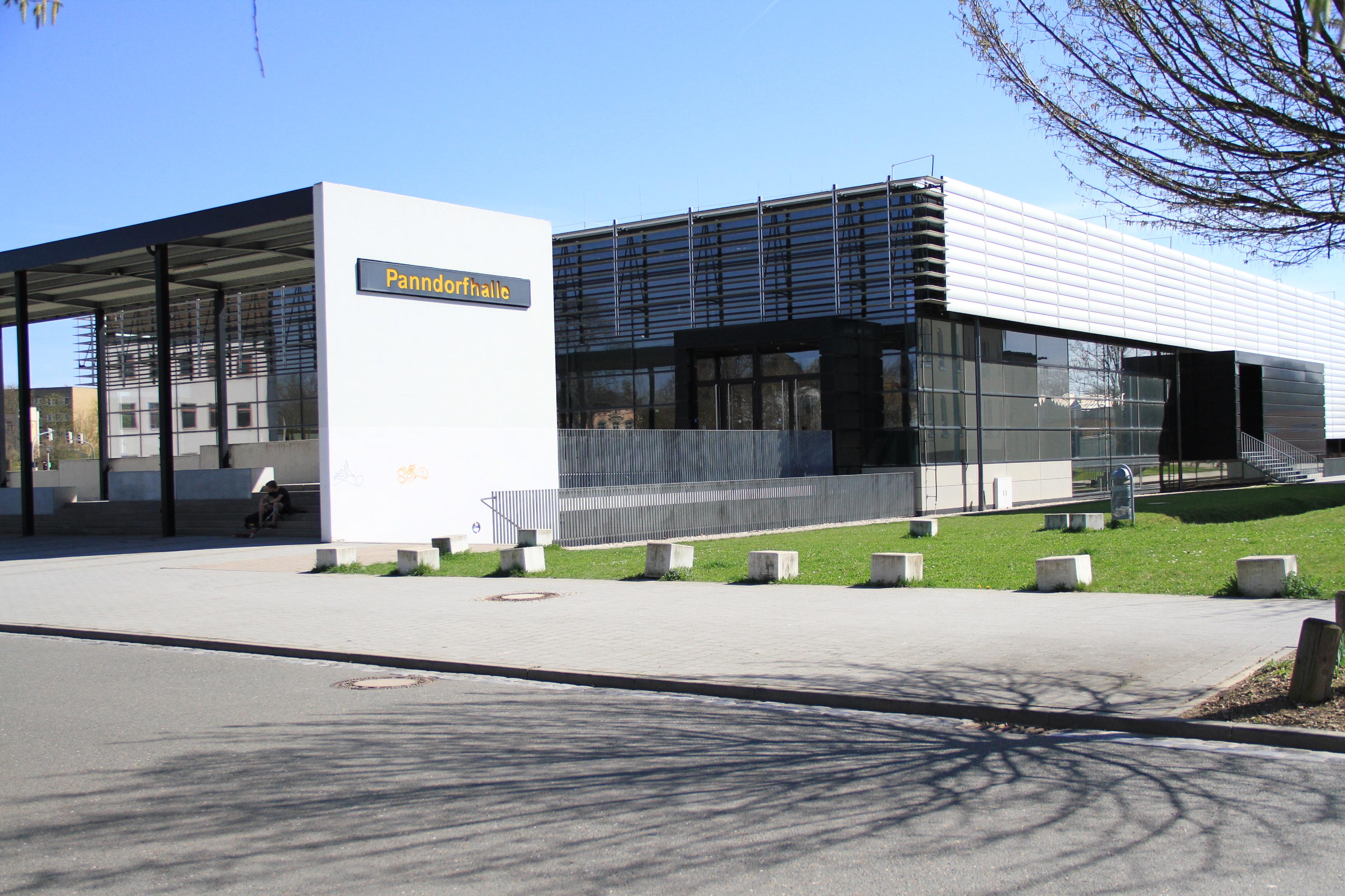 Die Panndorfhalle befindet sich in der Nähe des Hofwiesenparks.