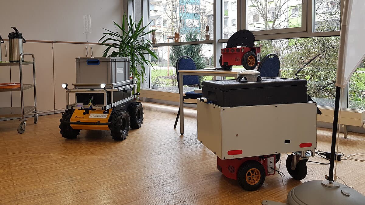 Drei verschiedene Modelle des Lieferroboters. © Stadt Gera